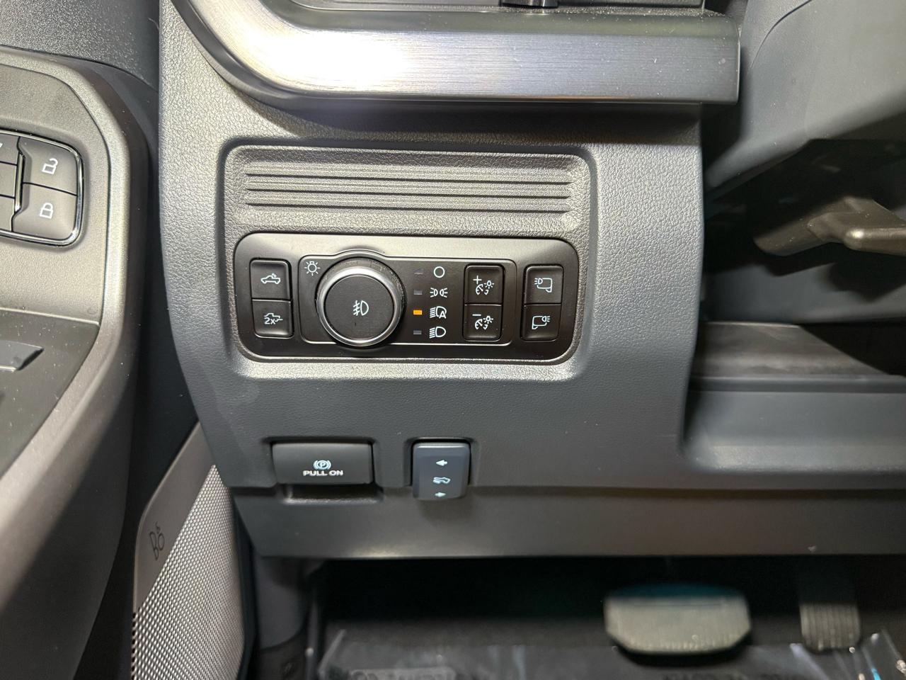 Ford F-250 SD  2025