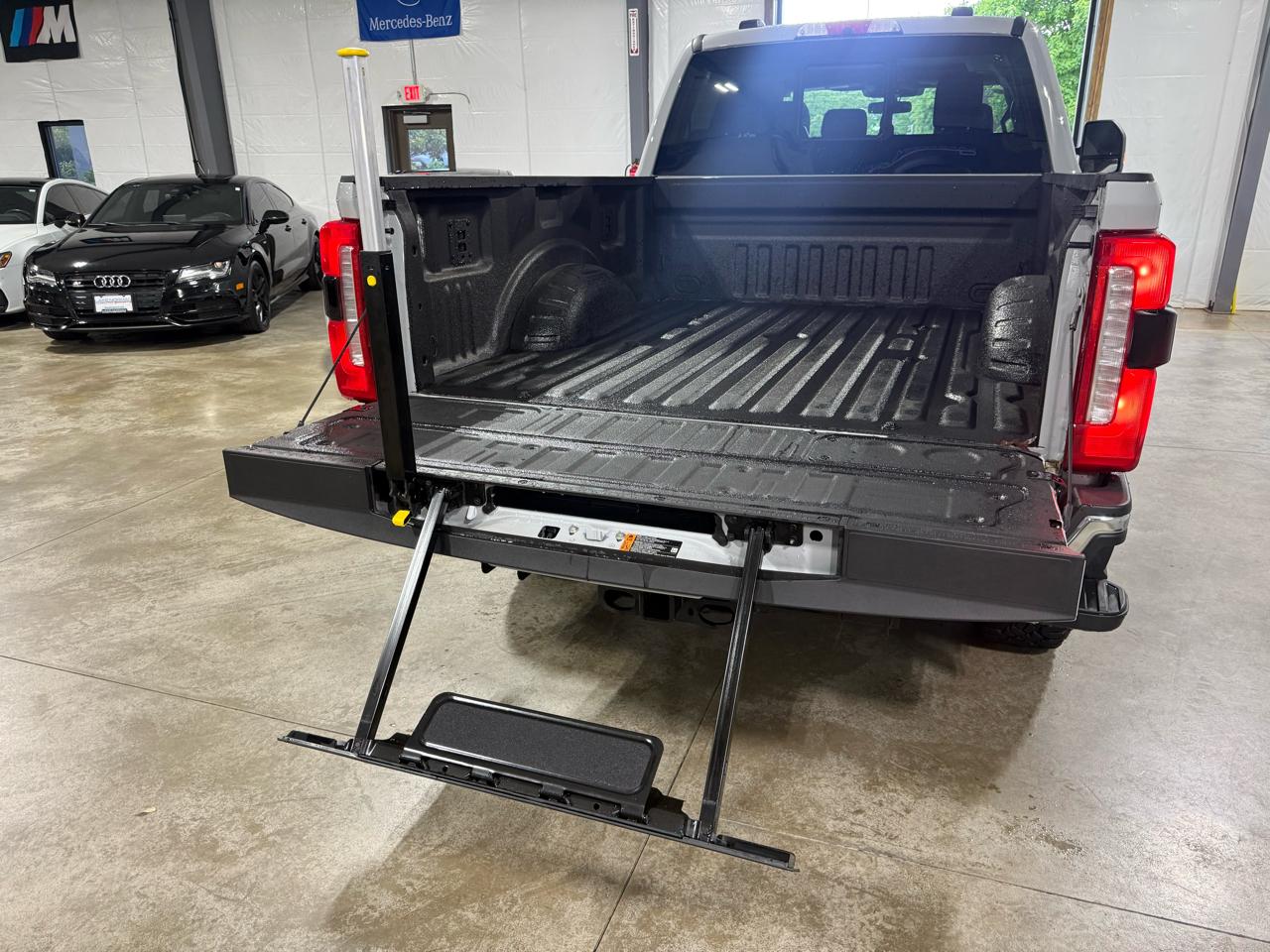 Ford F-250 SD  2025