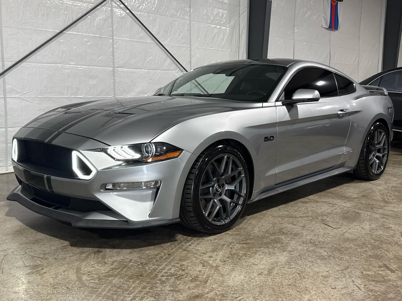 Ford Mustang GT Premium 2D Coupe 2020