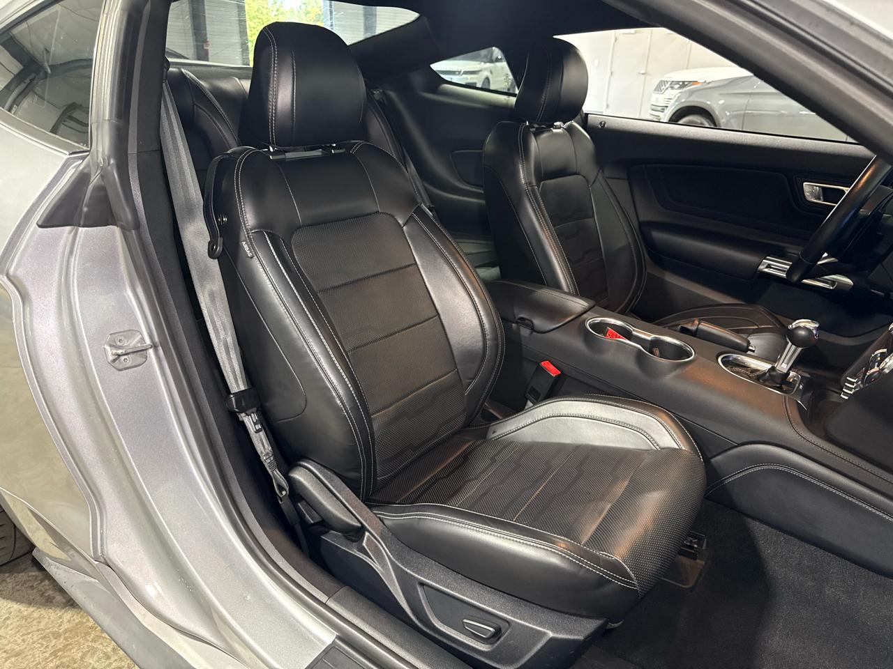 Ford Mustang GT Premium 2D Coupe 2020