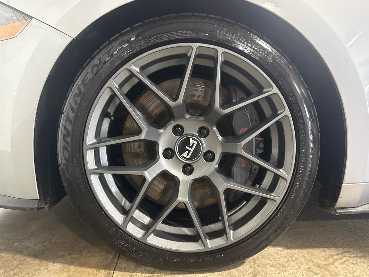 Ford Mustang GT Premium 2D Coupe 2020