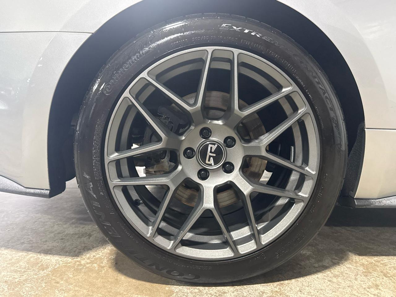 Ford Mustang GT Premium 2D Coupe 2020