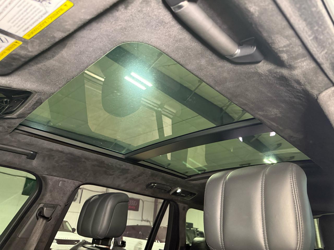 Land Rover Range Rover Supercharged LWB 2019