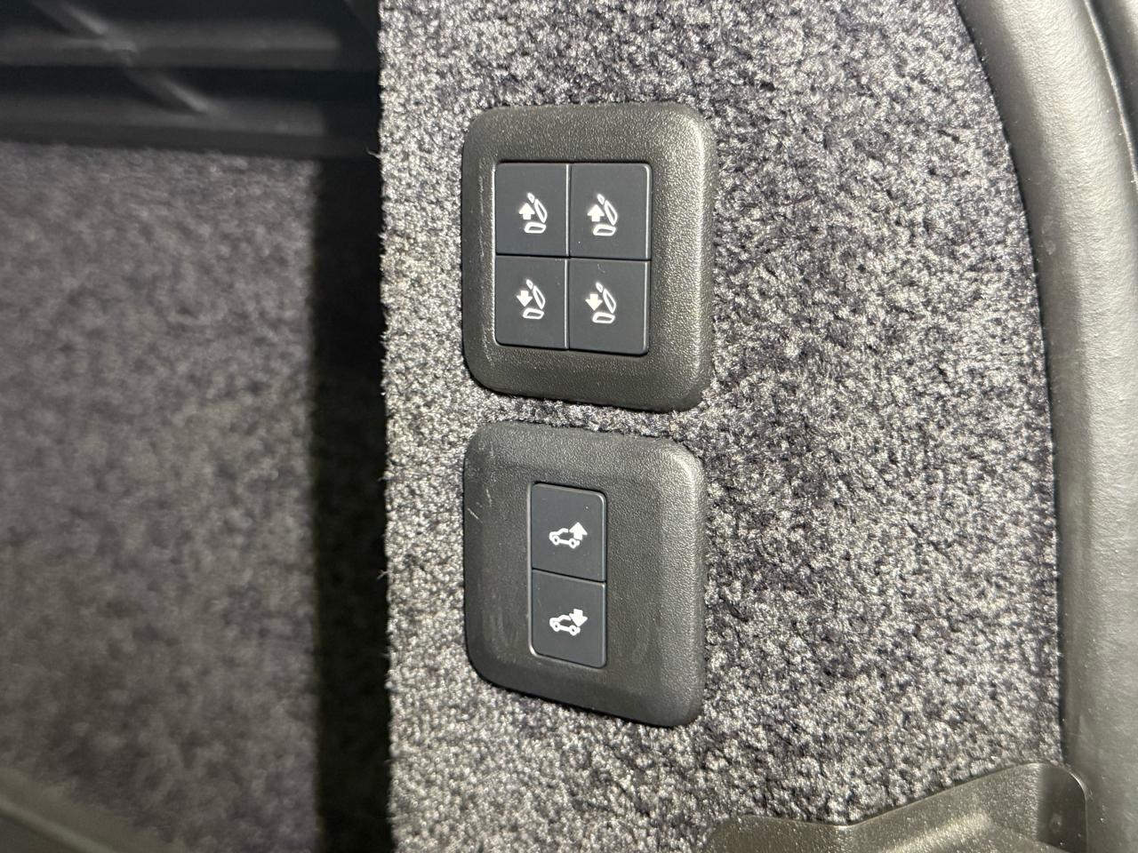 Land Rover Range Rover Supercharged LWB 2019