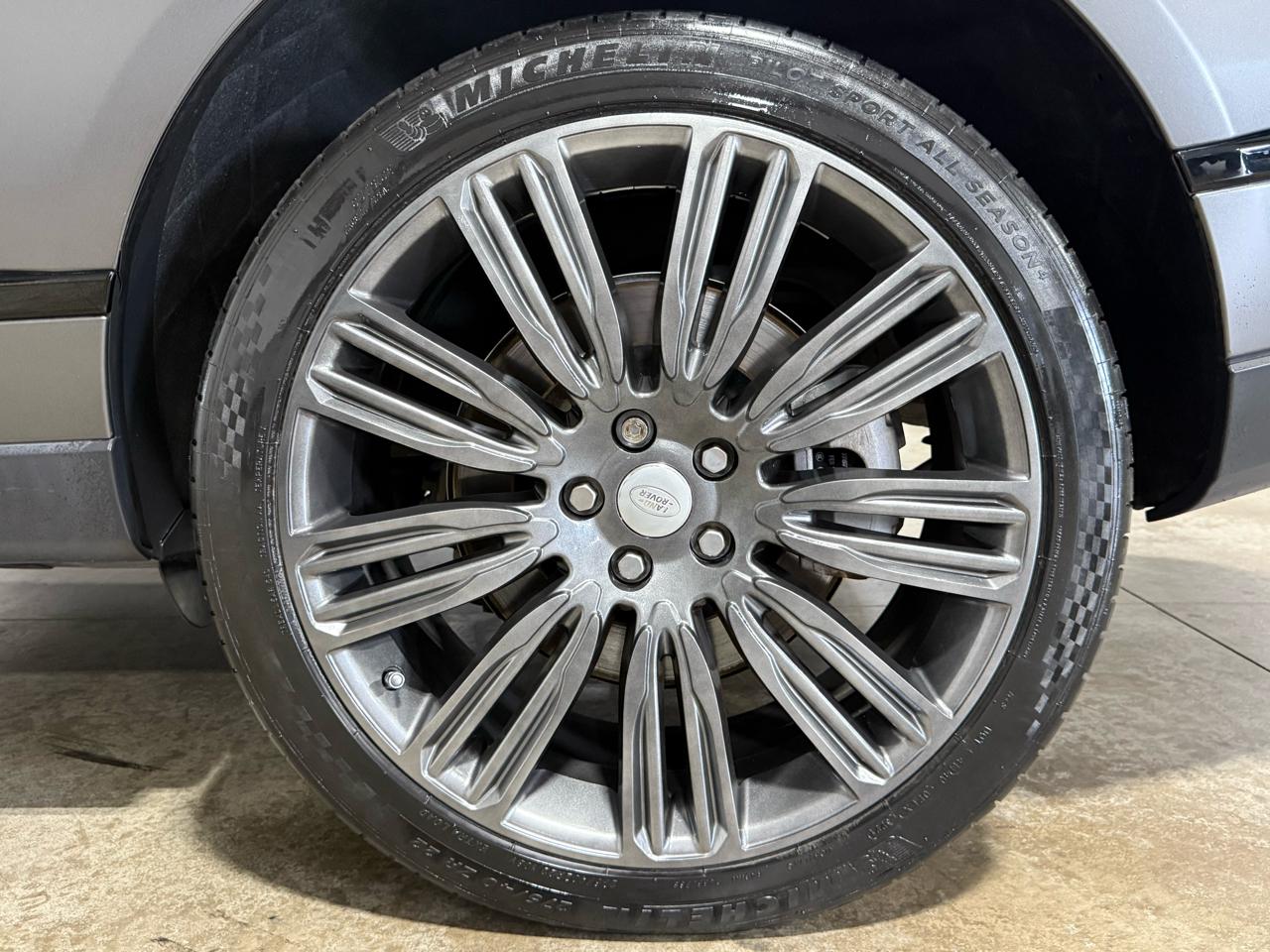 Land Rover Range Rover Supercharged LWB 2019