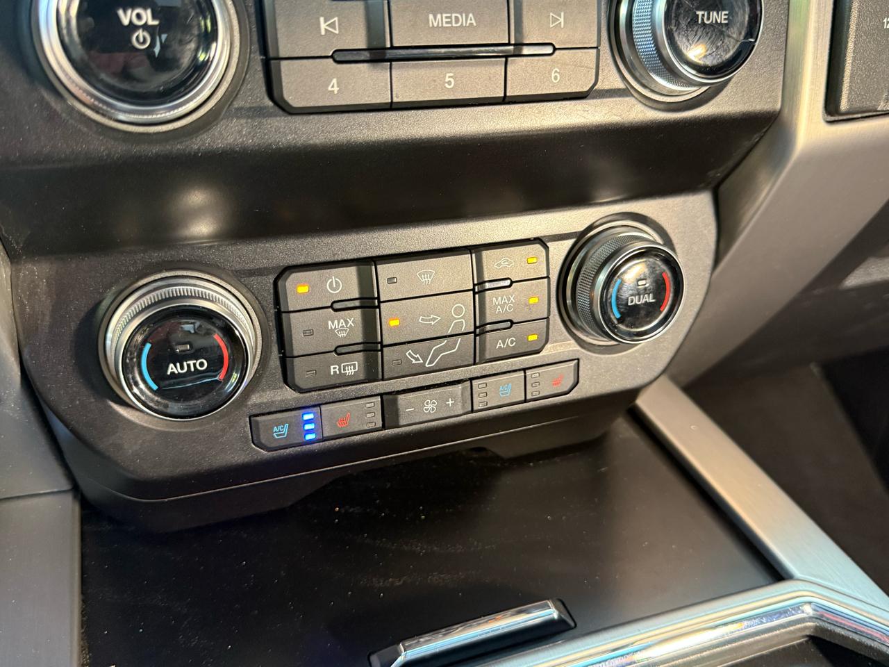 Ford F-350 SD Platinum Crew Cab 4WD 2019