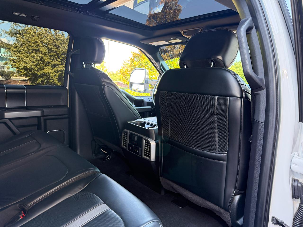 Ford F-350 SD Platinum Crew Cab 4WD 2019