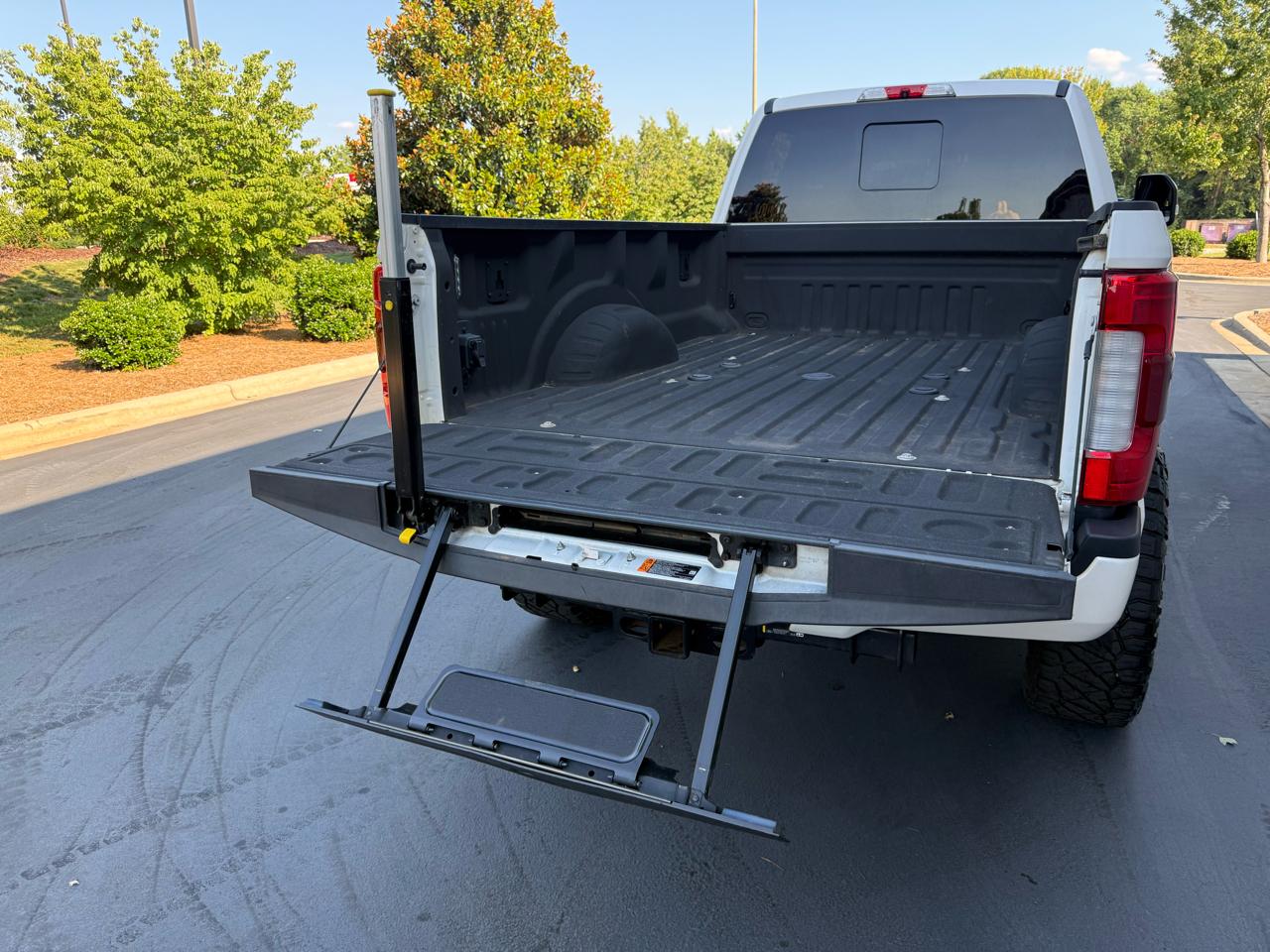Ford F-350 SD Platinum Crew Cab 4WD 2019