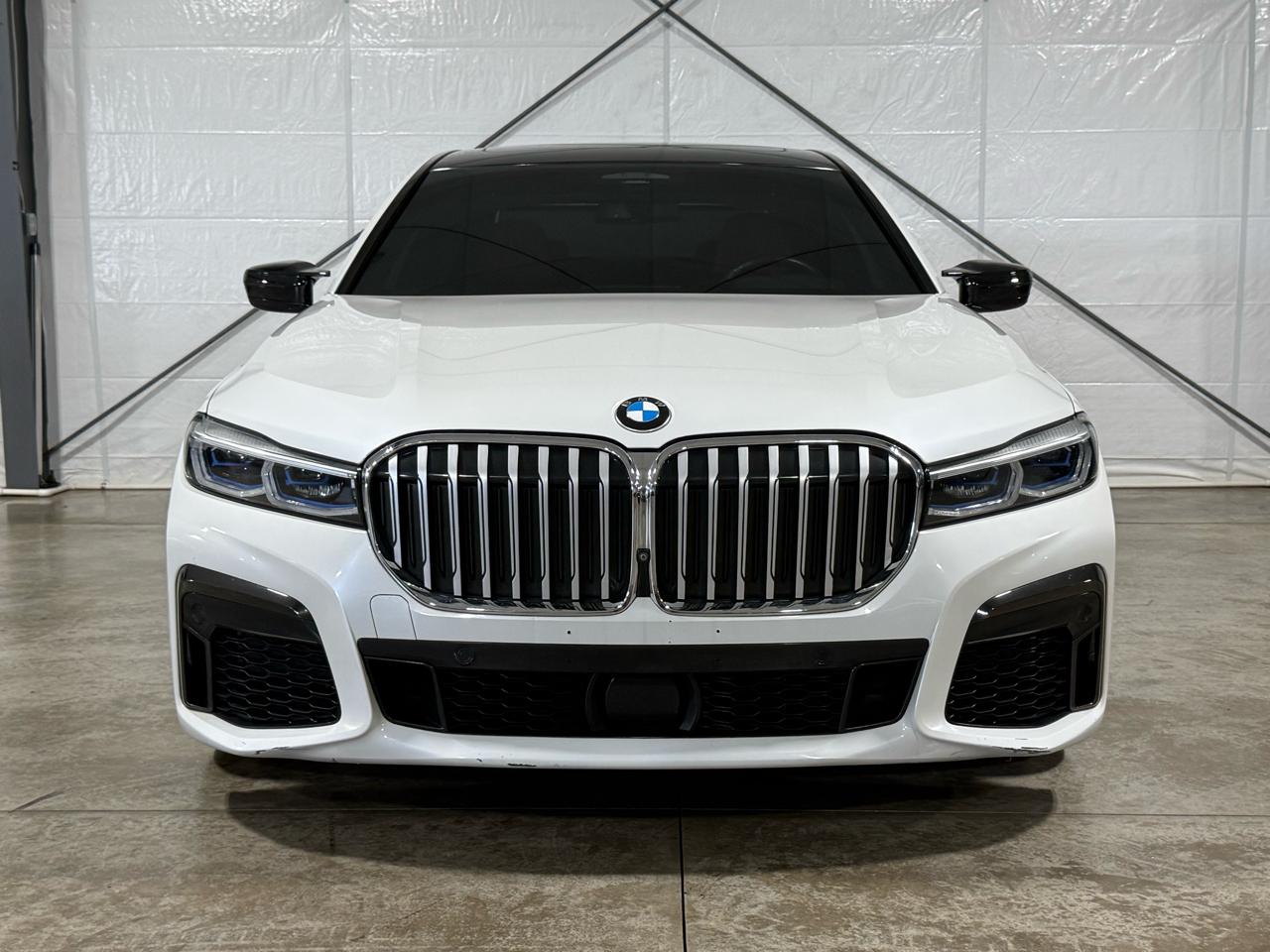 BMW 7-Series  2020