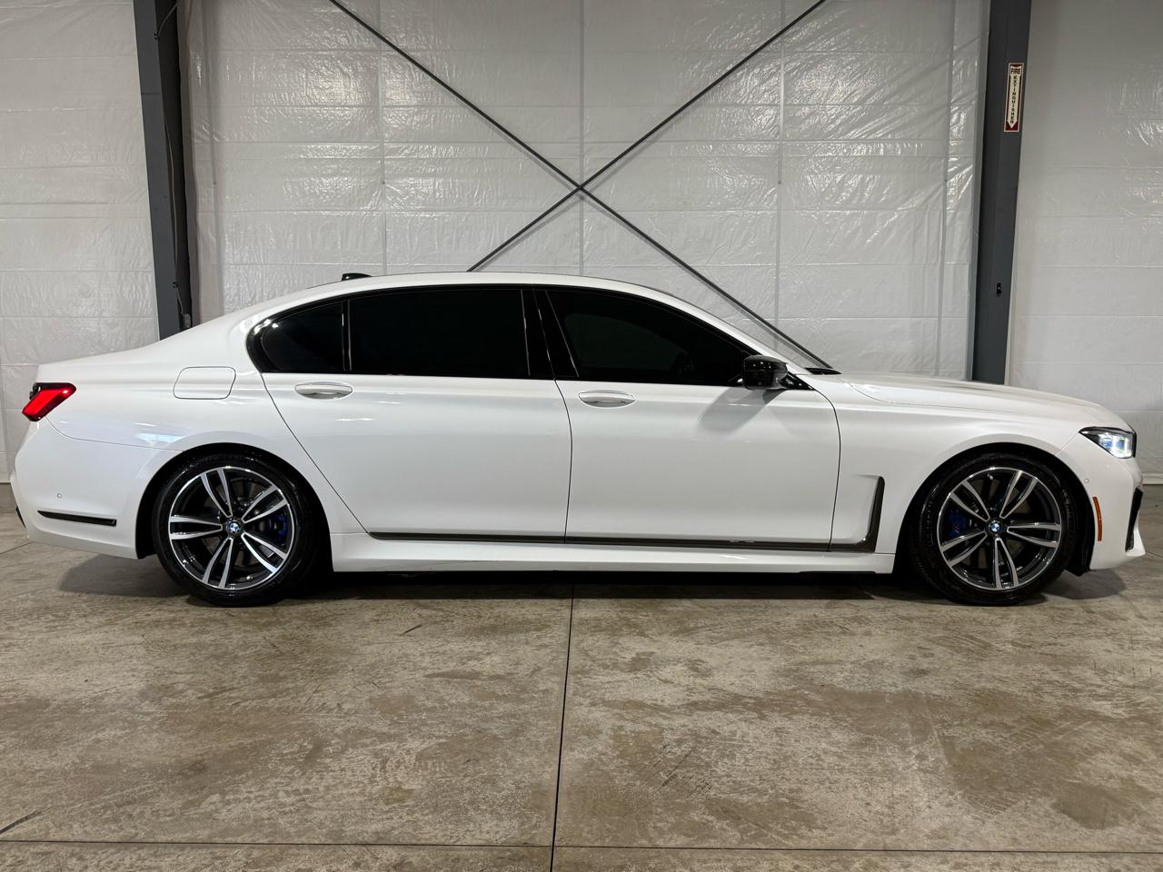 BMW 7-Series  2020