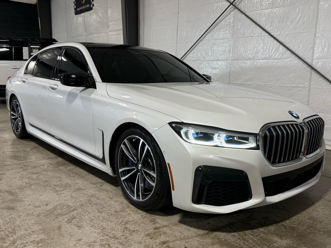 BMW 7-Series  2020