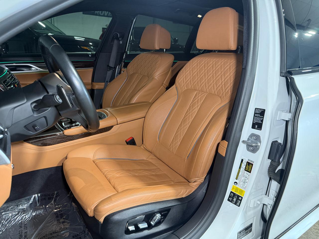 BMW 7-Series  2020