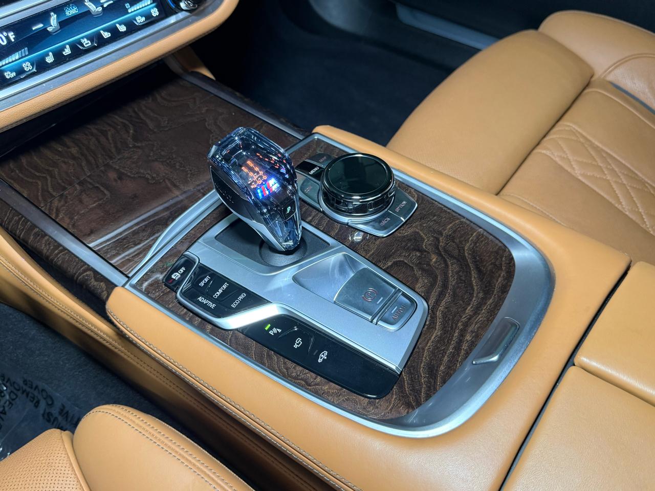 BMW 7-Series  2020