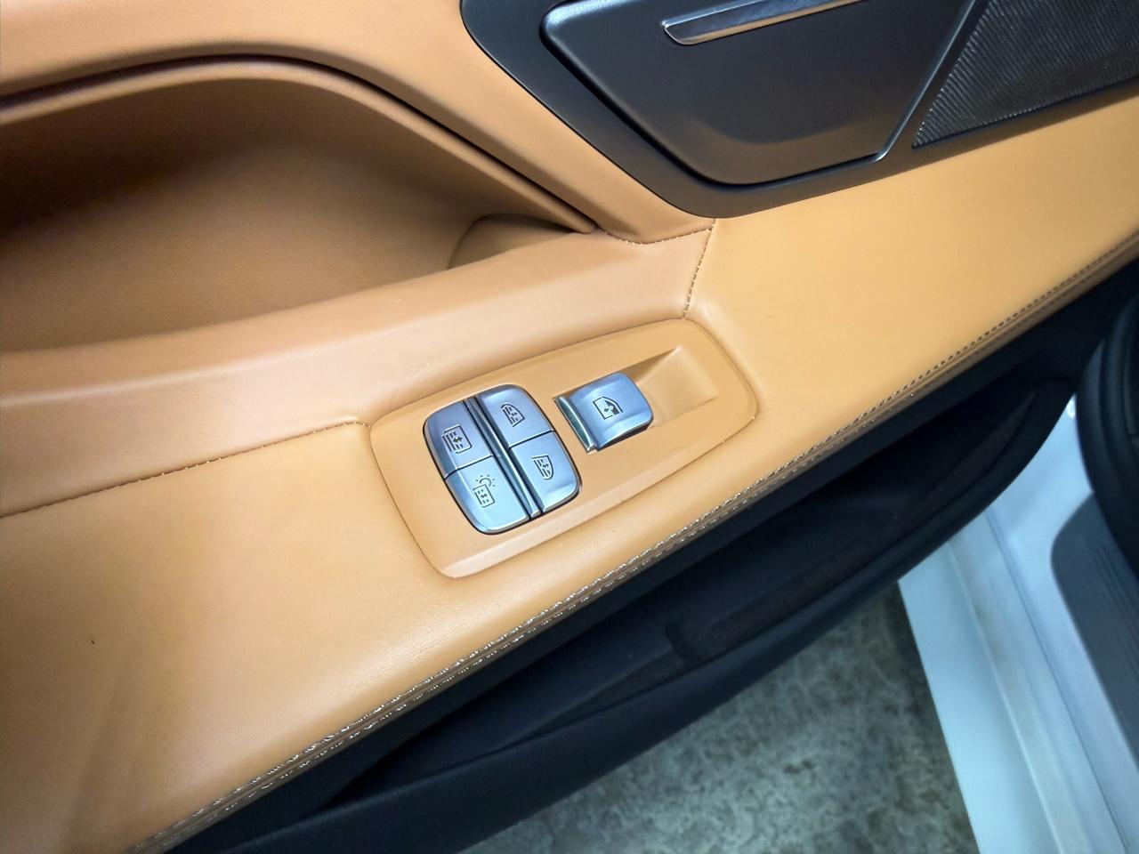 BMW 7-Series  2020