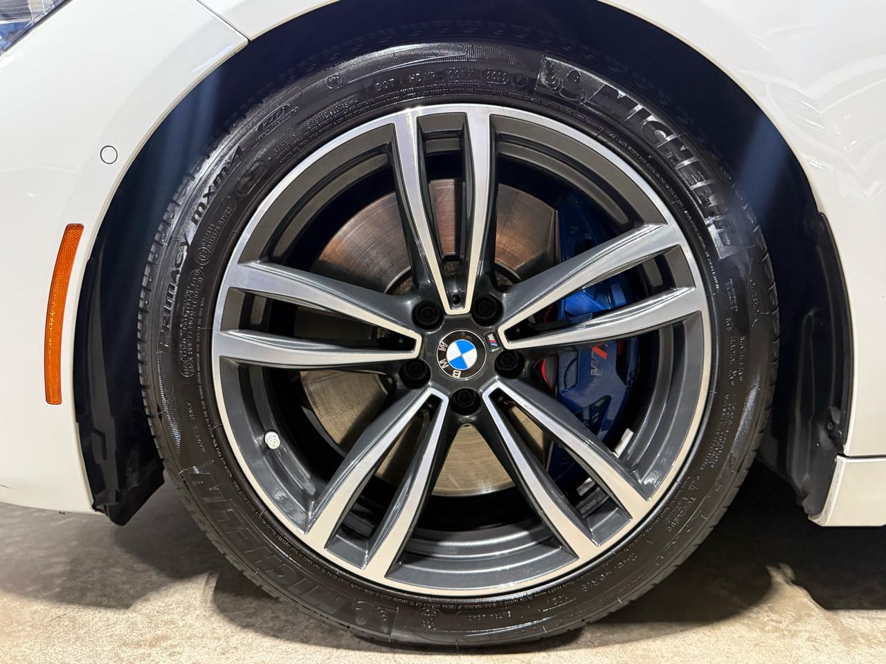 BMW 7-Series  2020