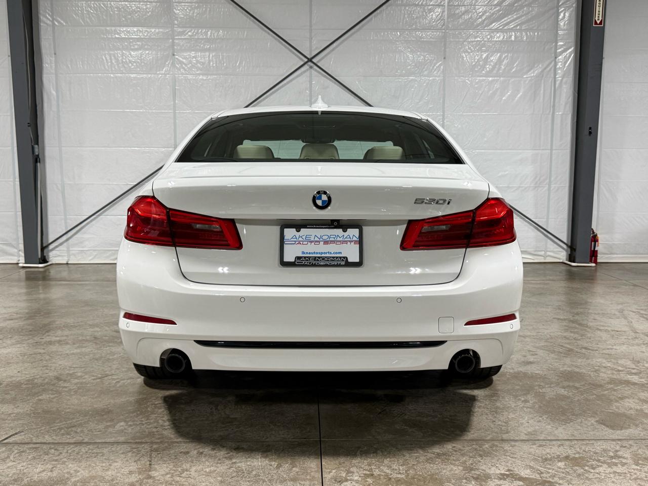 BMW 5-Series 530i 2018