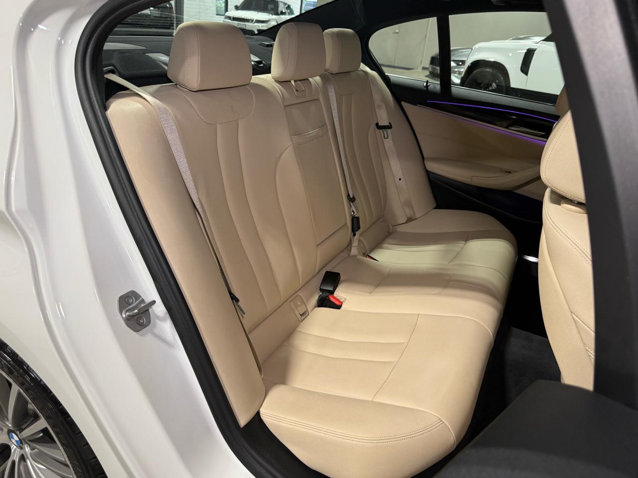 BMW 5-Series 530i 2018