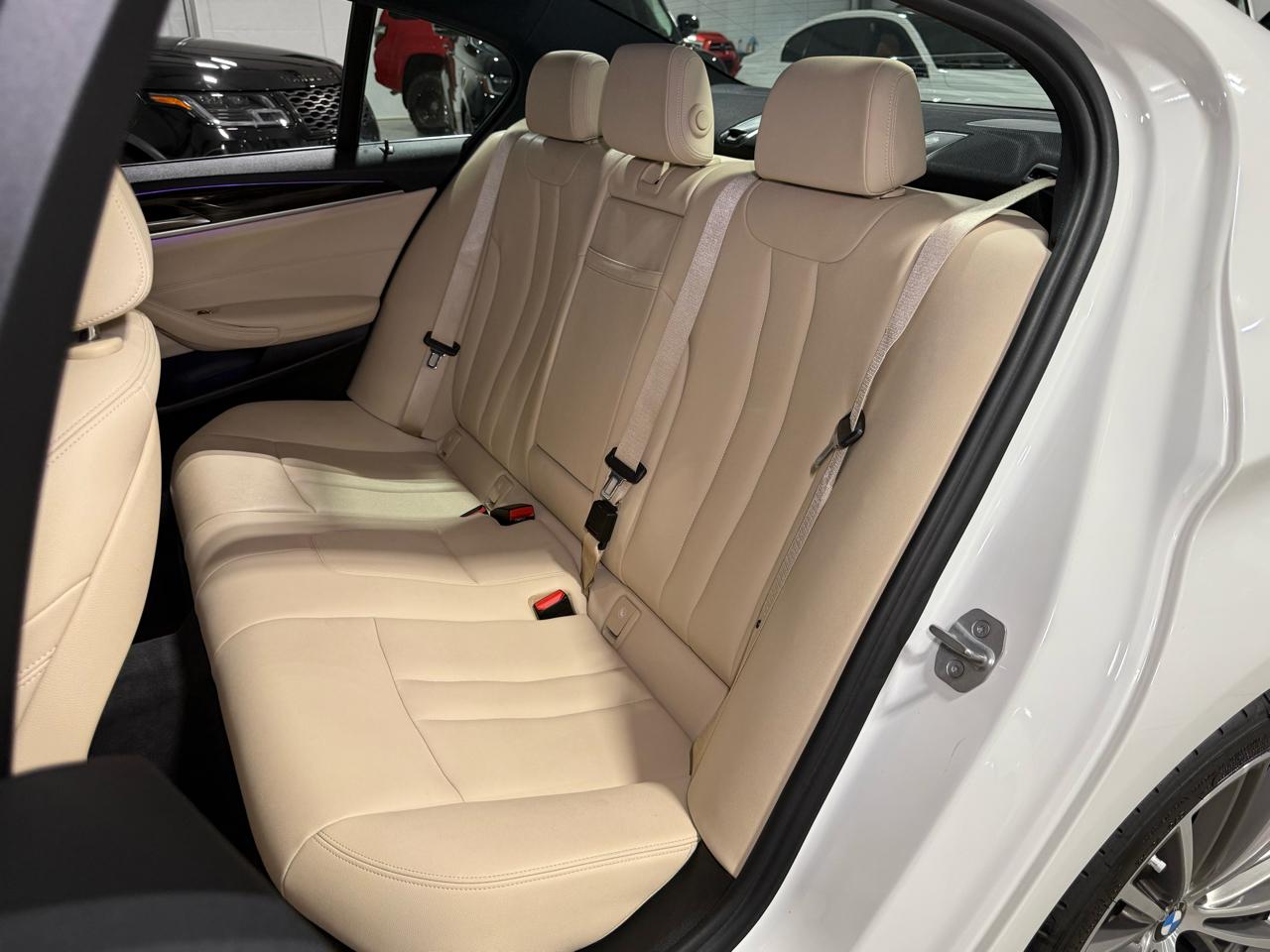 BMW 5-Series 530i 2018