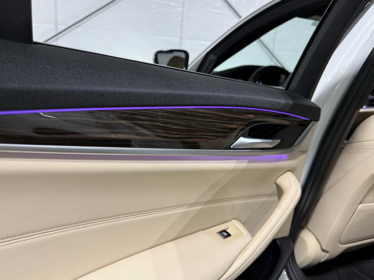 BMW 5-Series 530i 2018