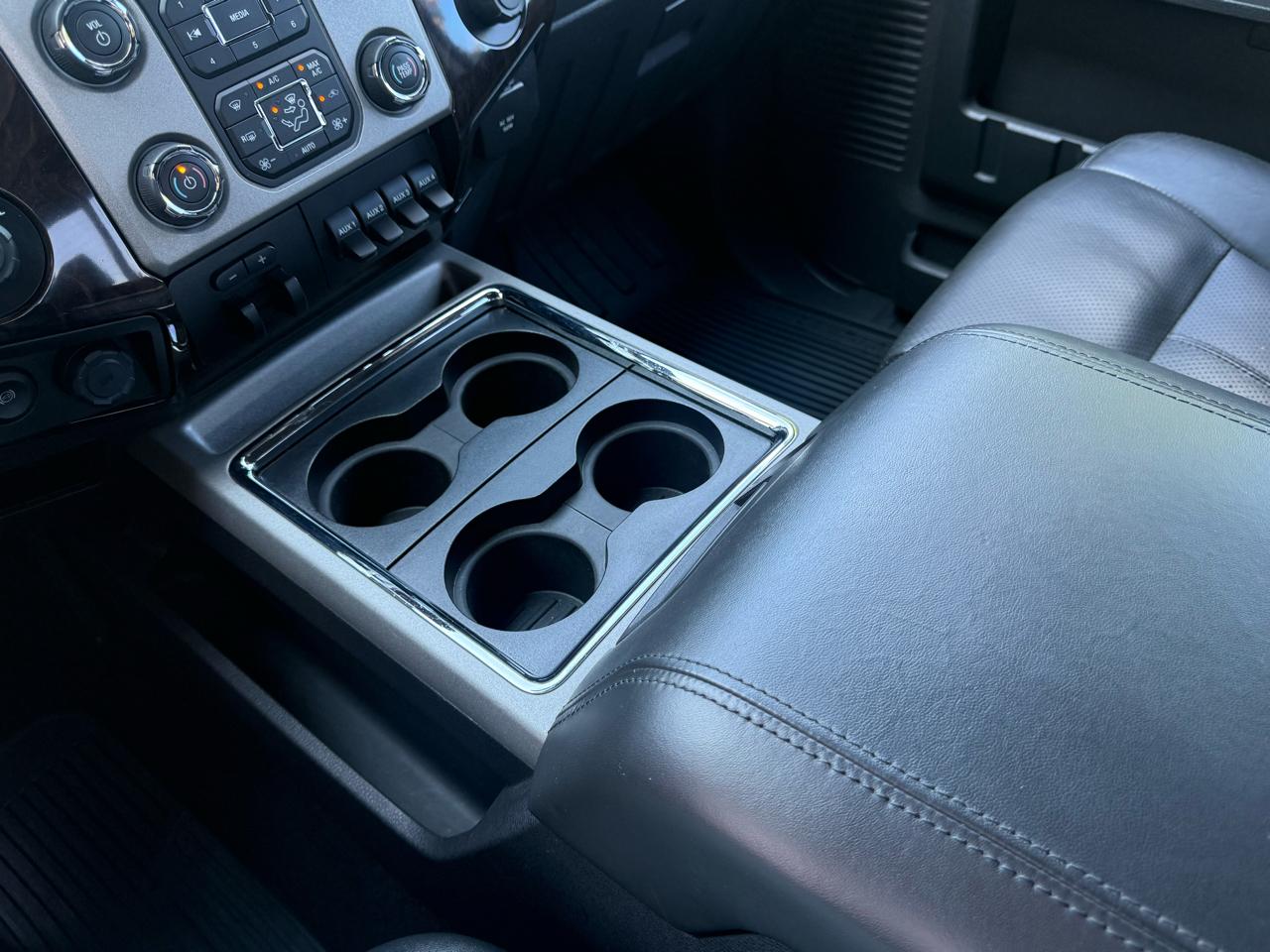 Ford F-350 SD Platinum Crew Cab 4WD 2015