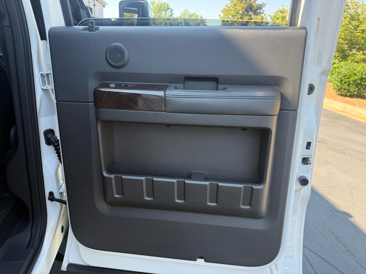 Ford F-350 SD Platinum Crew Cab 4WD 2015