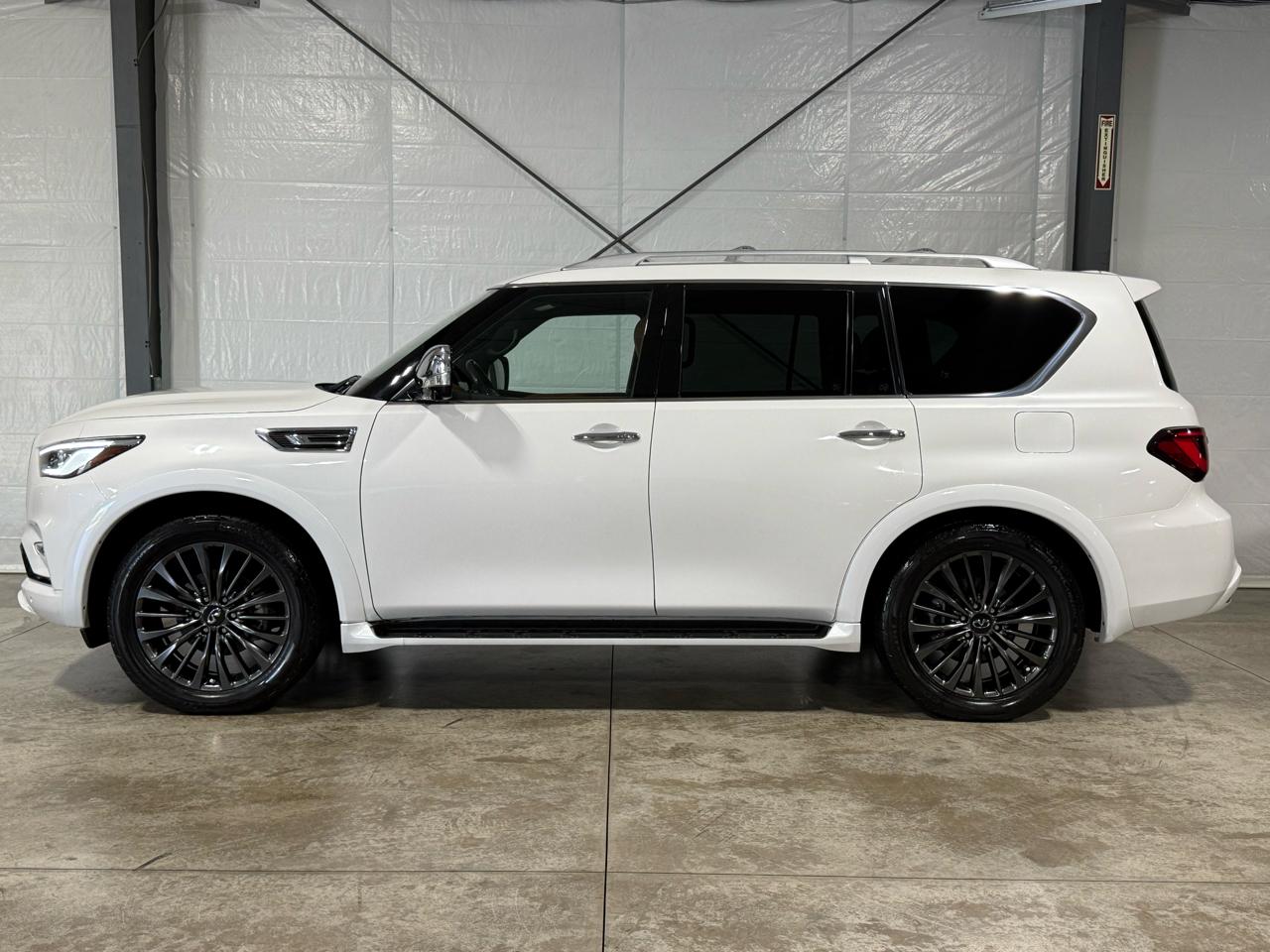 Infiniti QX80 SENSORY RWD 2022