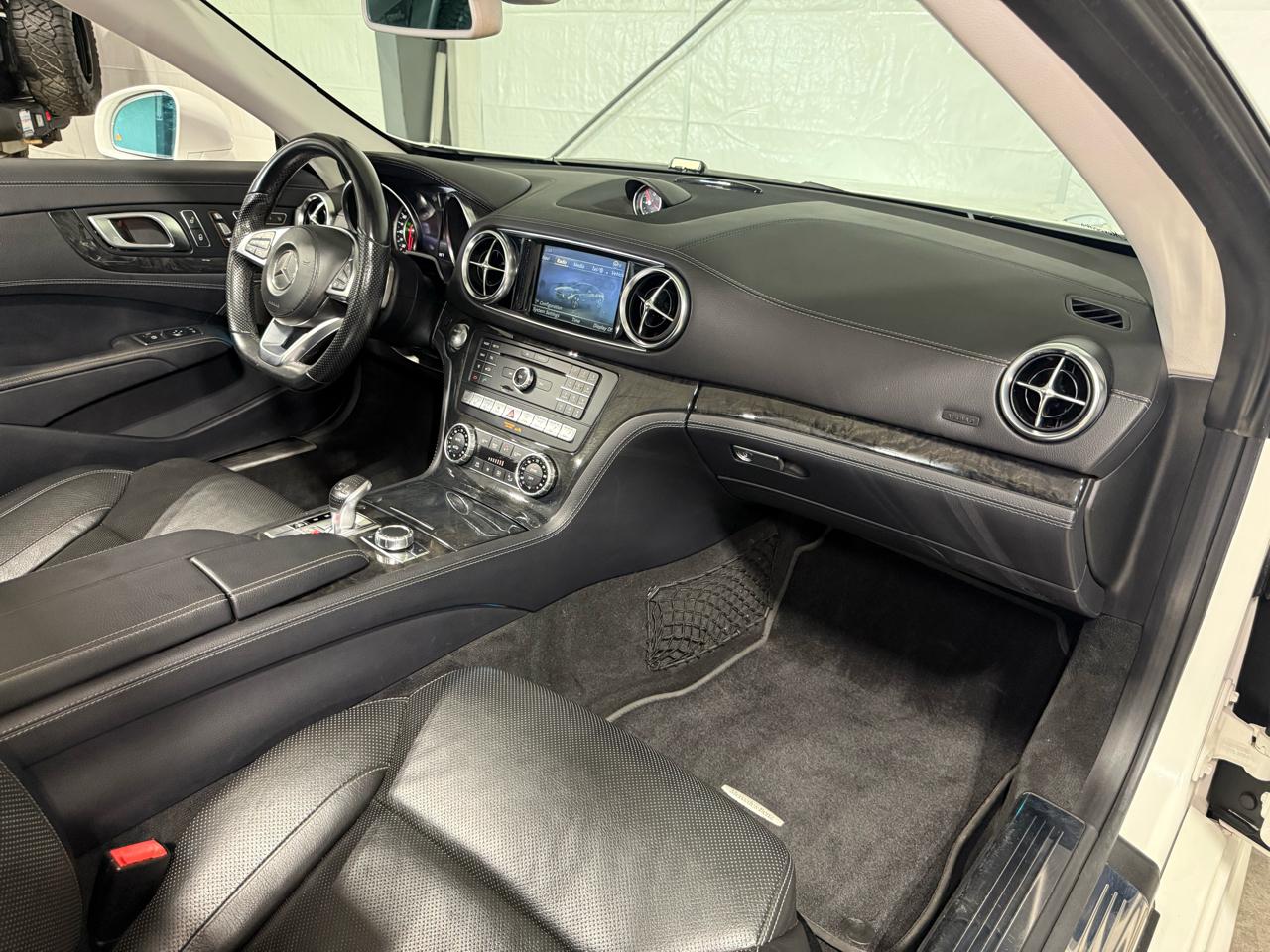 Mercedes-Benz SL-Class SL550 2017