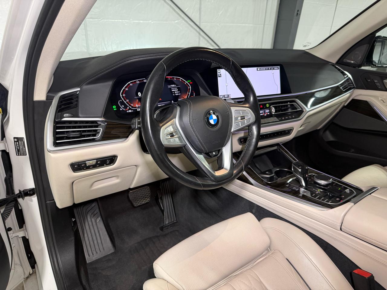 BMW X7  2020