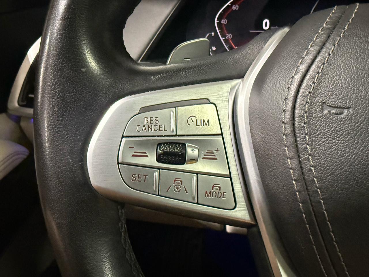 BMW X7  2020
