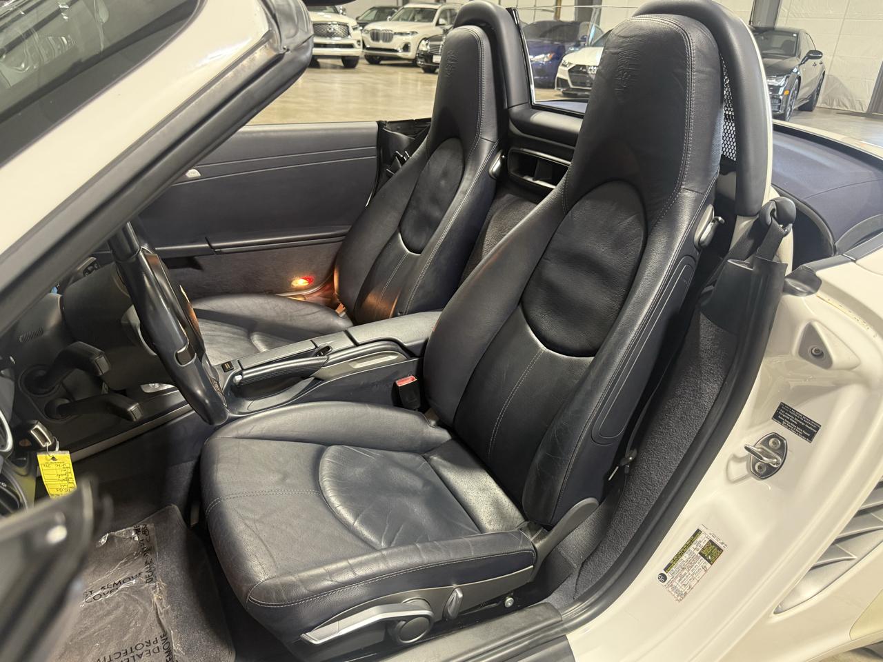 Porsche Boxster Base 2012