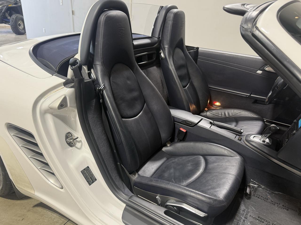 Porsche Boxster Base 2012