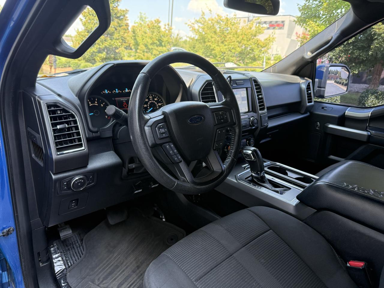 Ford F-150 XLT SuperCrew 5.5-ft. Bed 4WD 2016