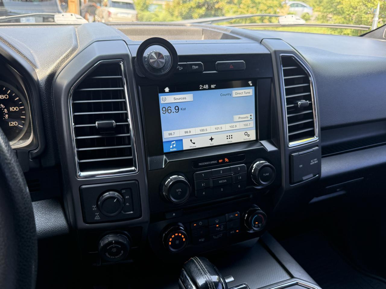 Ford F-150 XLT SuperCrew 5.5-ft. Bed 4WD 2016
