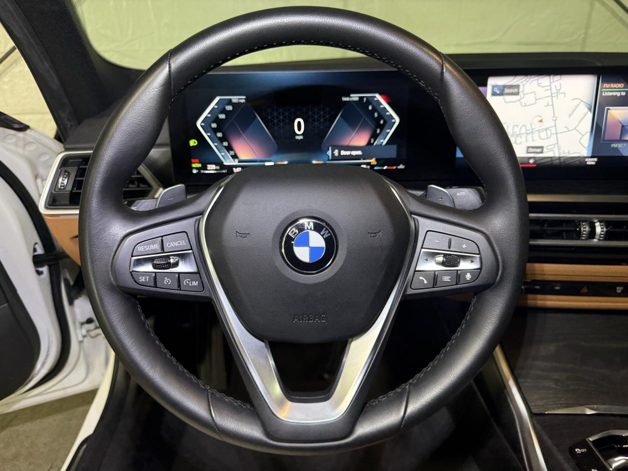 BMW 3-Series 330i 2023
