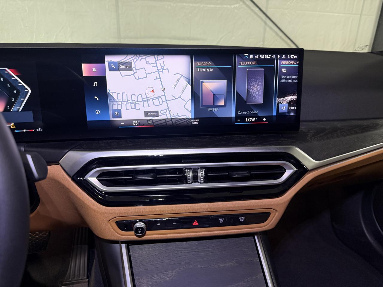 BMW 3-Series 330i 2023