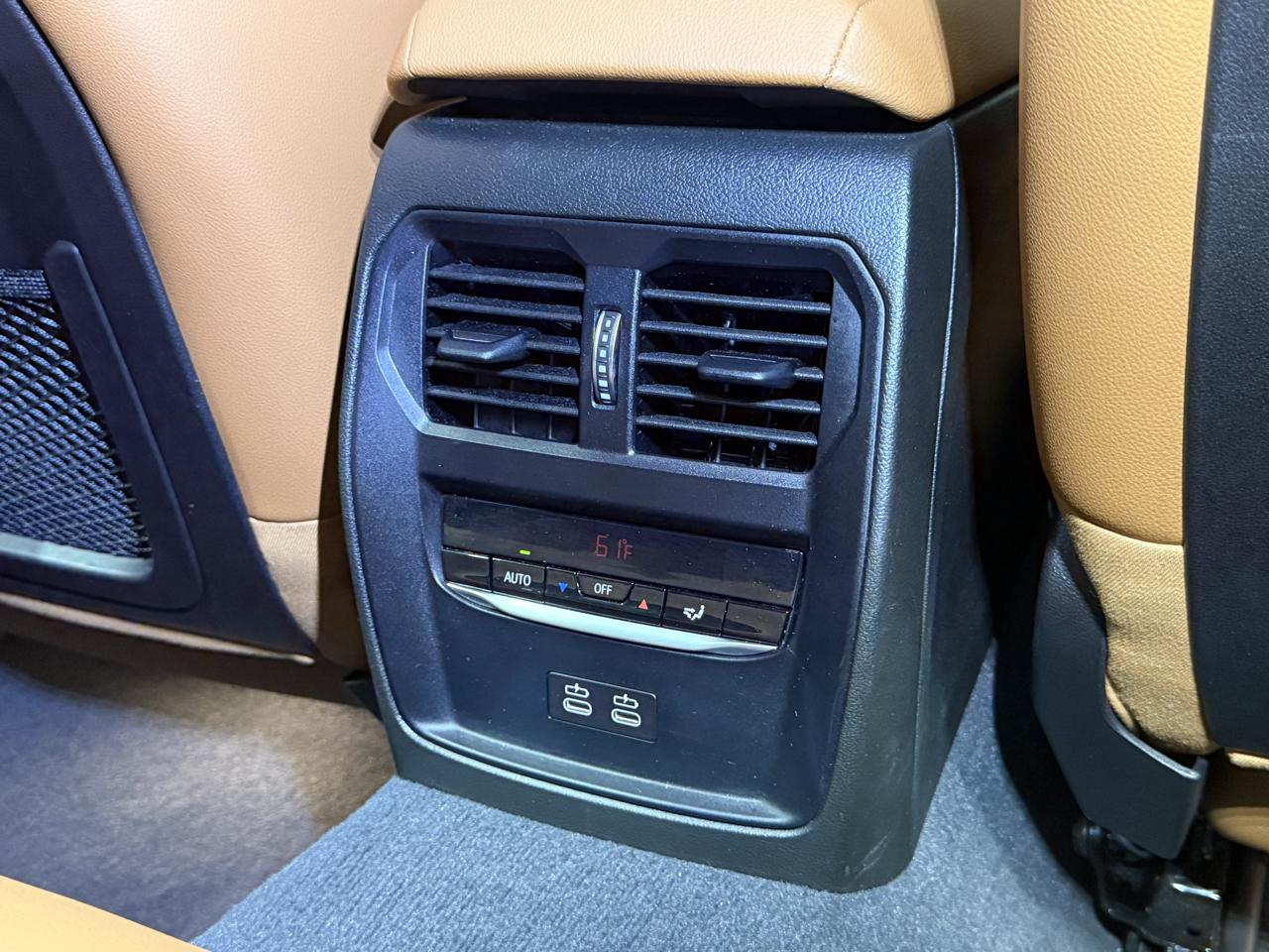 BMW 3-Series 330i 2023
