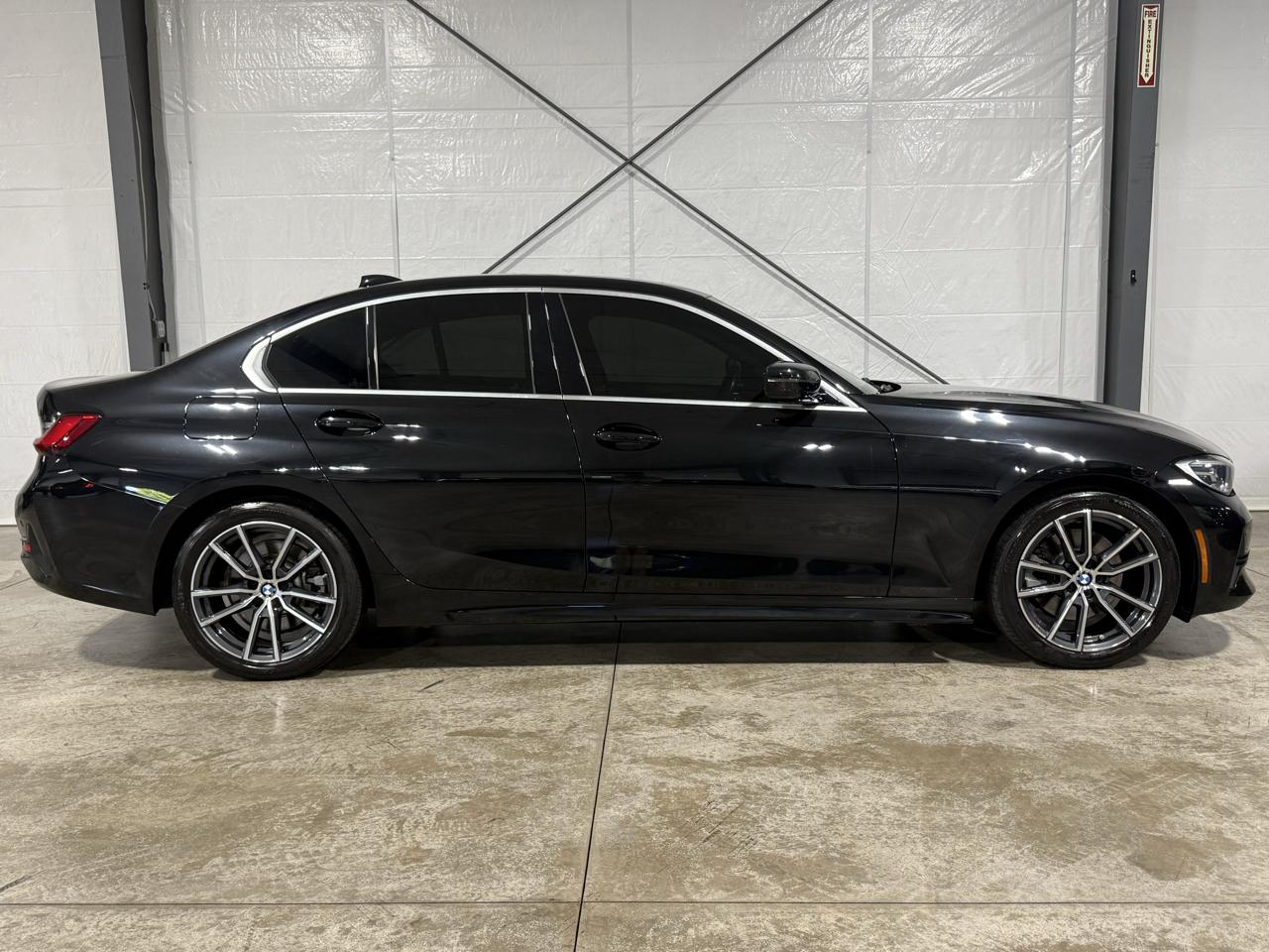 BMW 3-Series 330i 2021