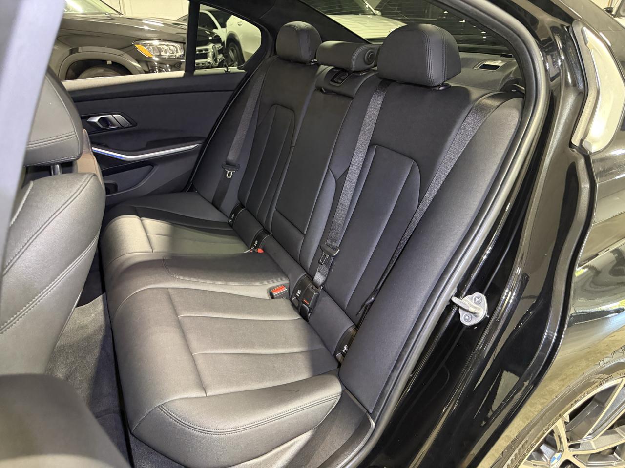 BMW 3-Series 330i 2021