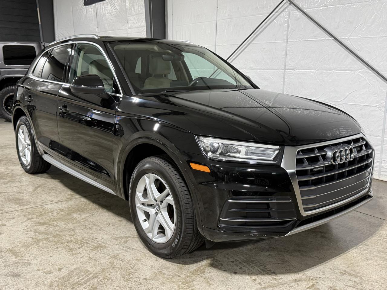 Audi Q5 2.0T Premium quattro 2019