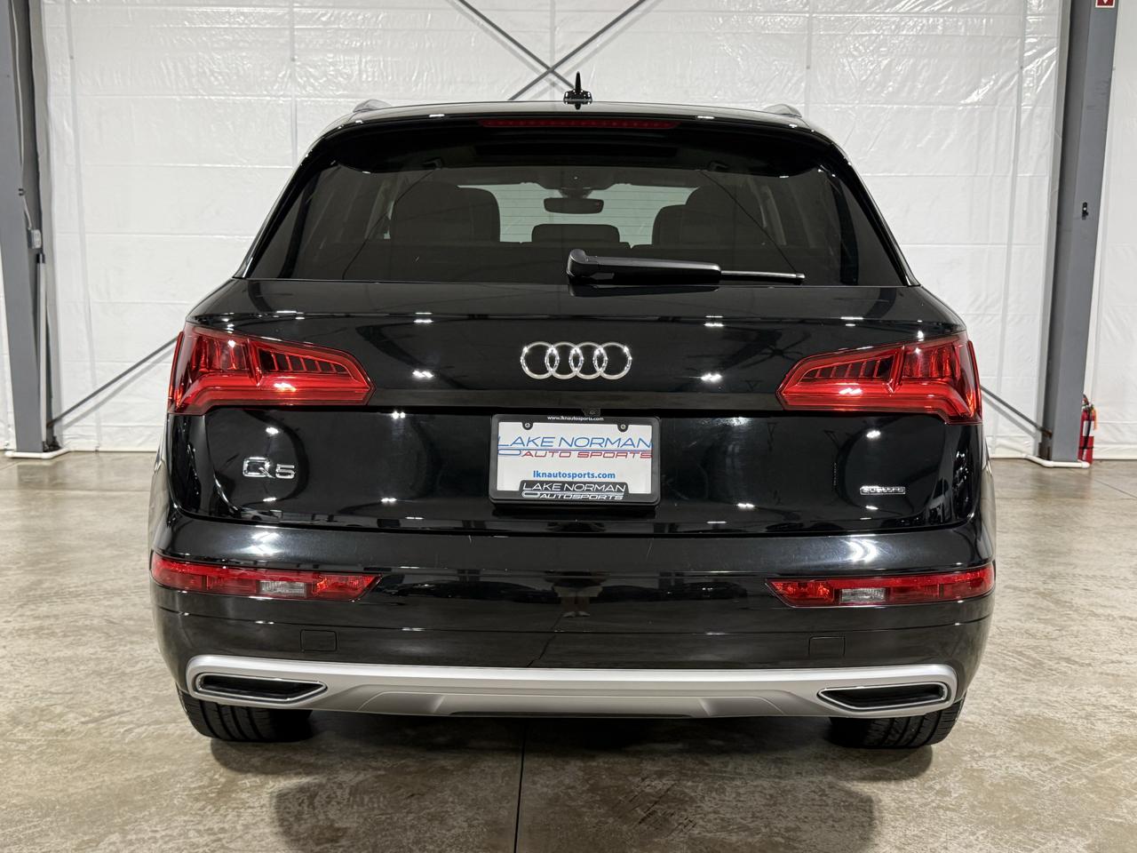 Audi Q5 2.0T Premium quattro 2019