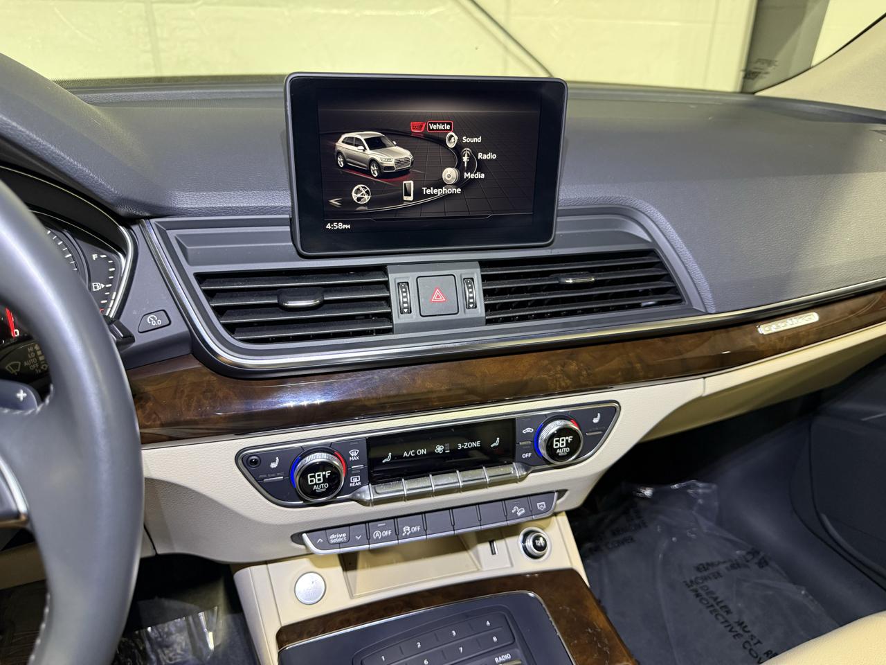 Audi Q5 2.0T Premium quattro 2019