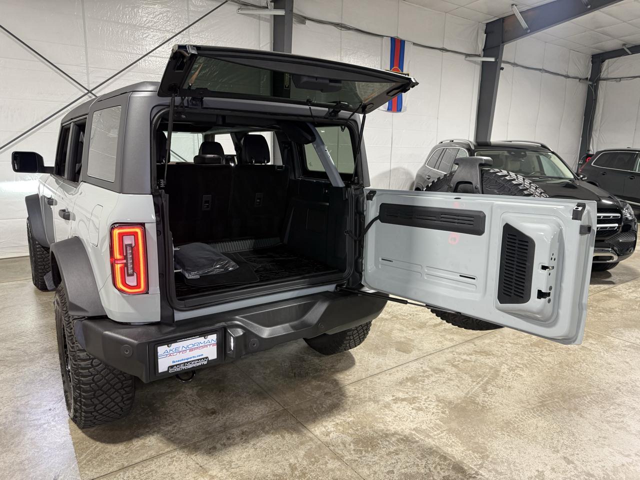 Ford Bronco Wildtrak 4-Door 2024