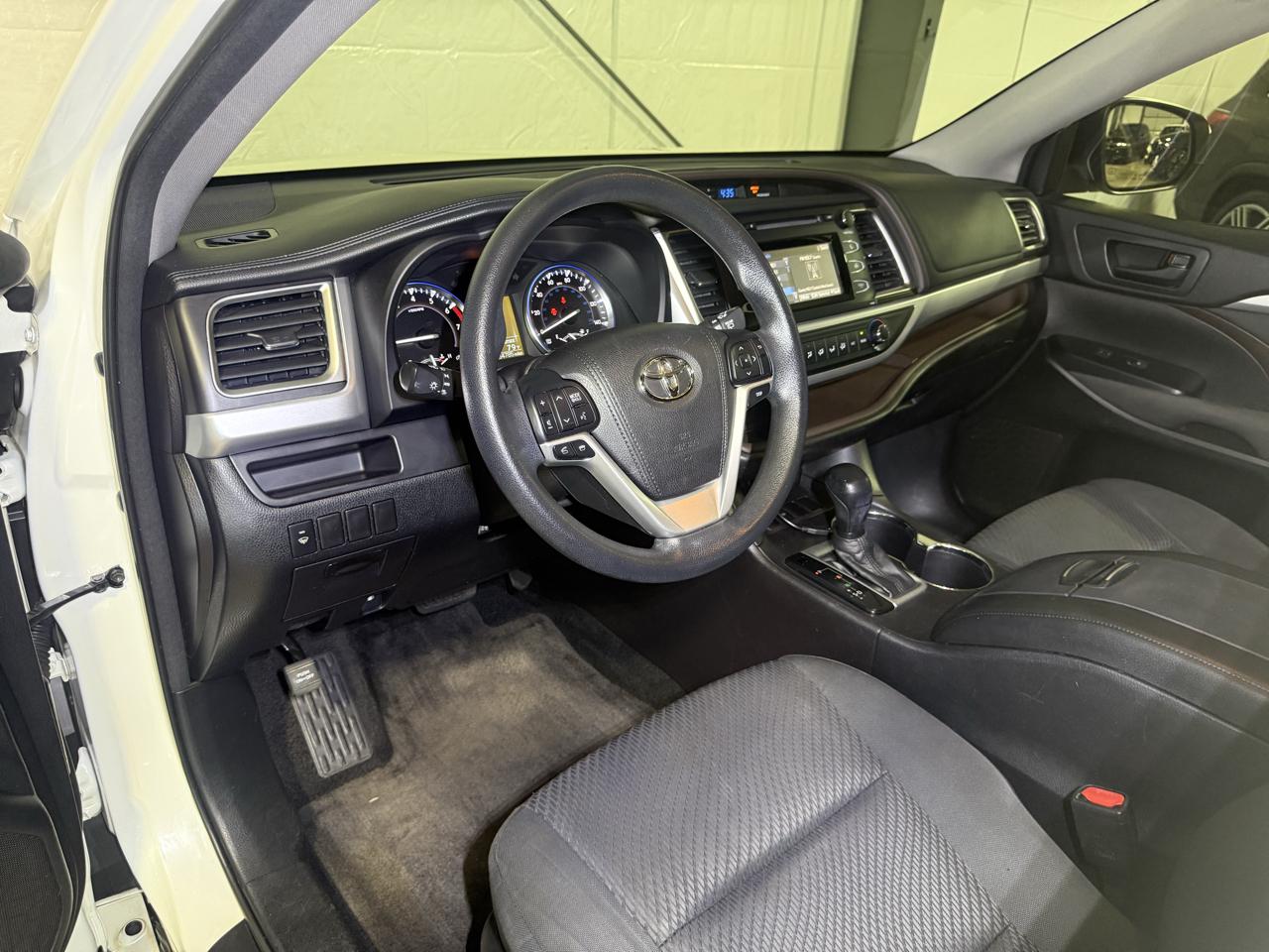 Toyota Highlander  2015