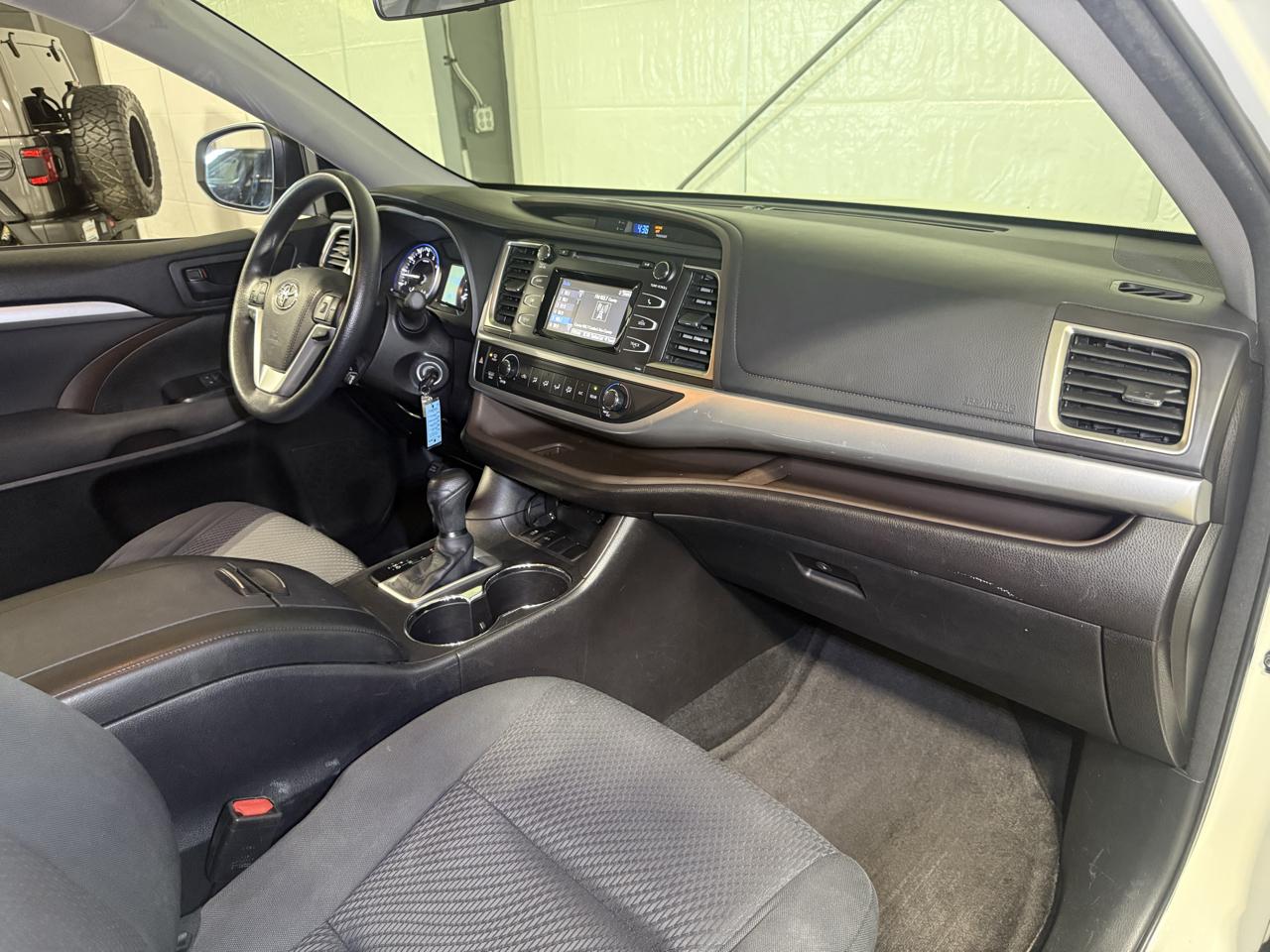 Toyota Highlander  2015