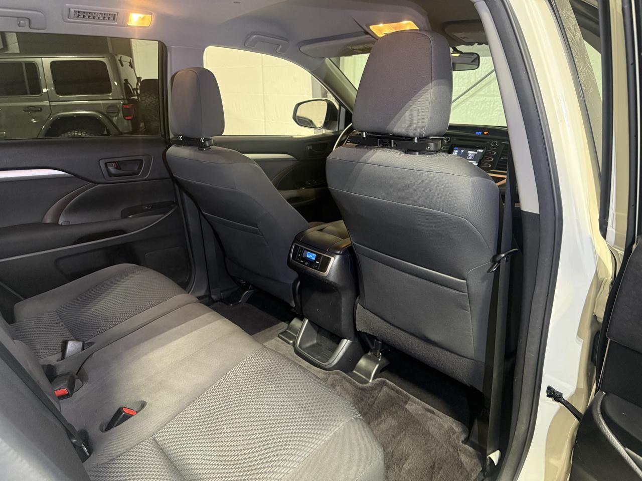 Toyota Highlander  2015