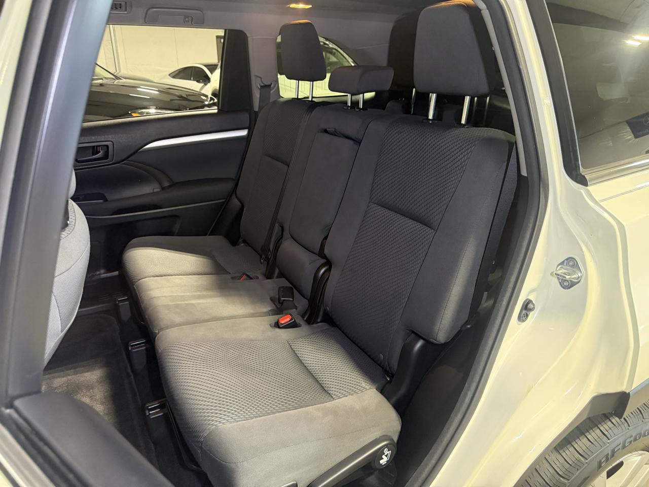 Toyota Highlander  2015