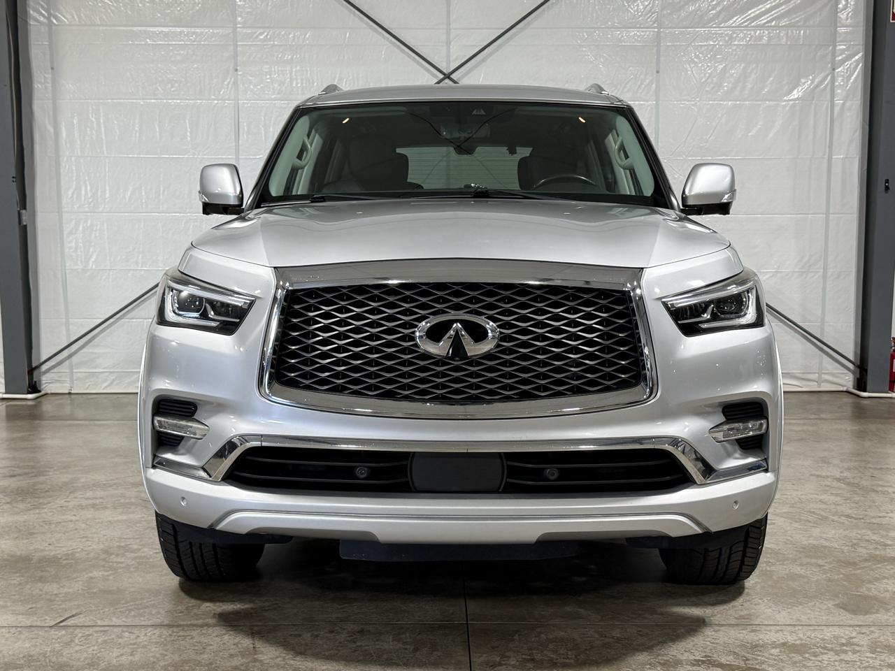 Infiniti QX80 LUXE 2020