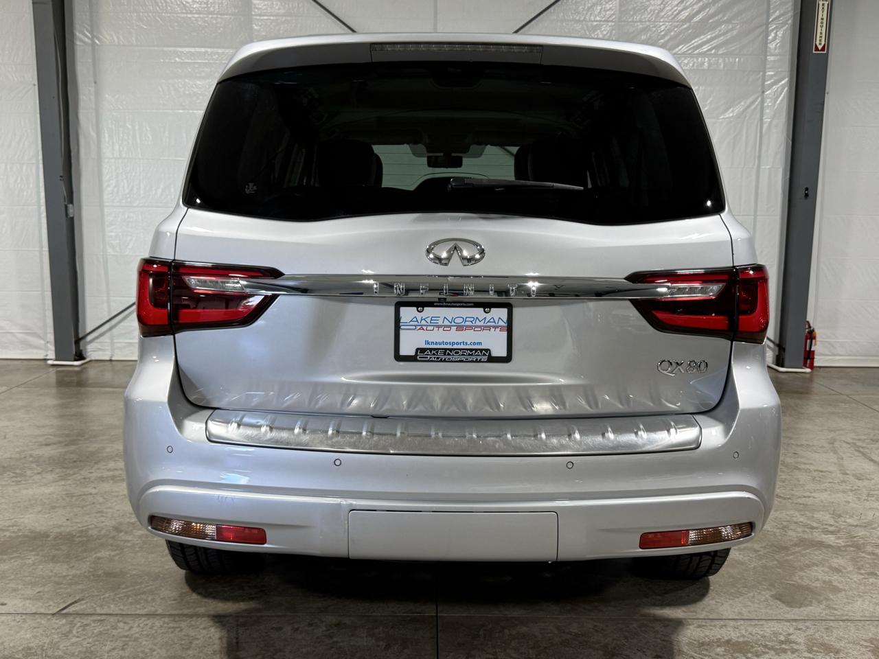 Infiniti QX80 LUXE 2020