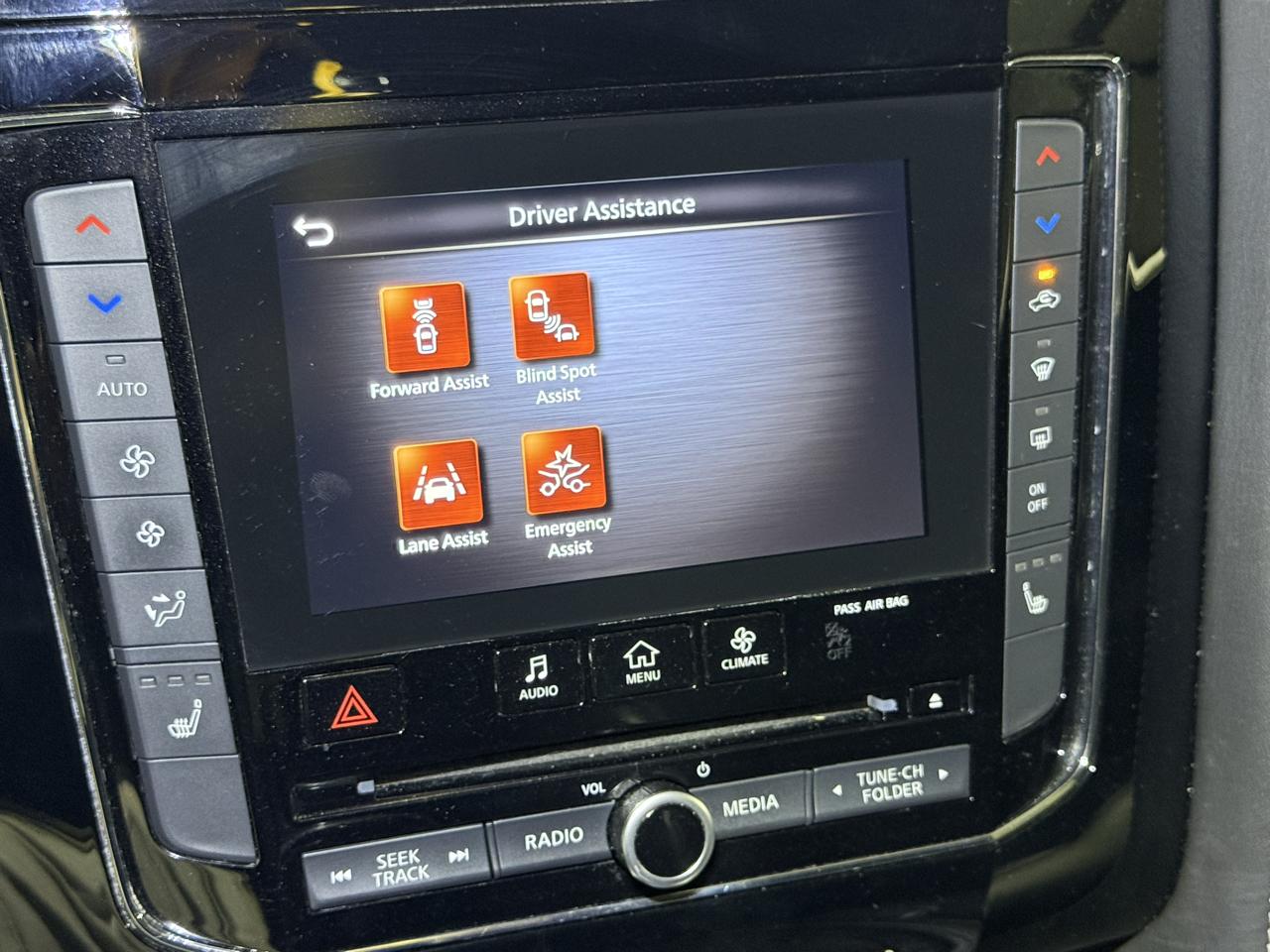 Infiniti QX80 LUXE 2020