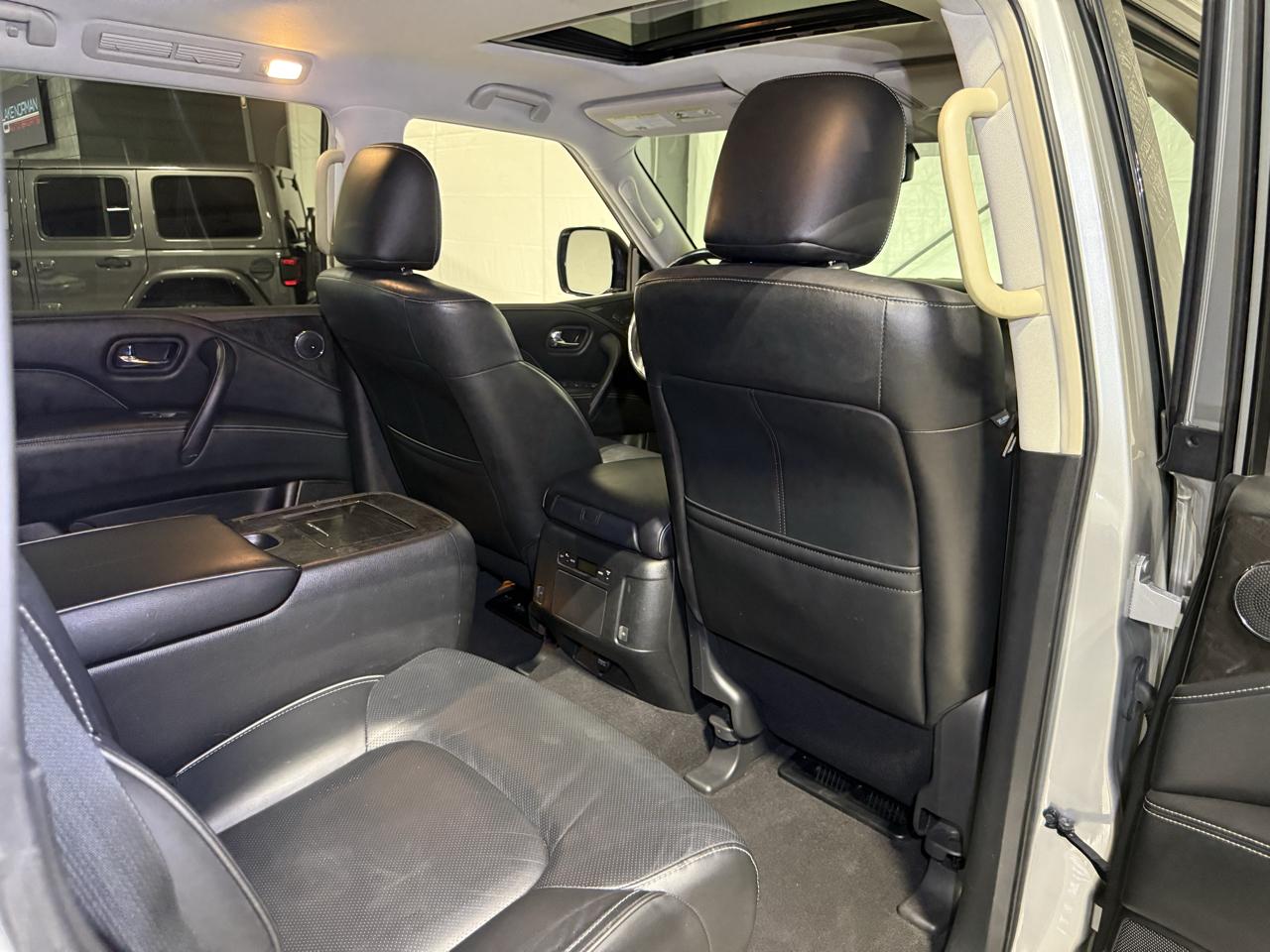 Infiniti QX80 LUXE 2020